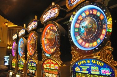 Official Result live dealer dealing blackjack with clear card visibility and result display